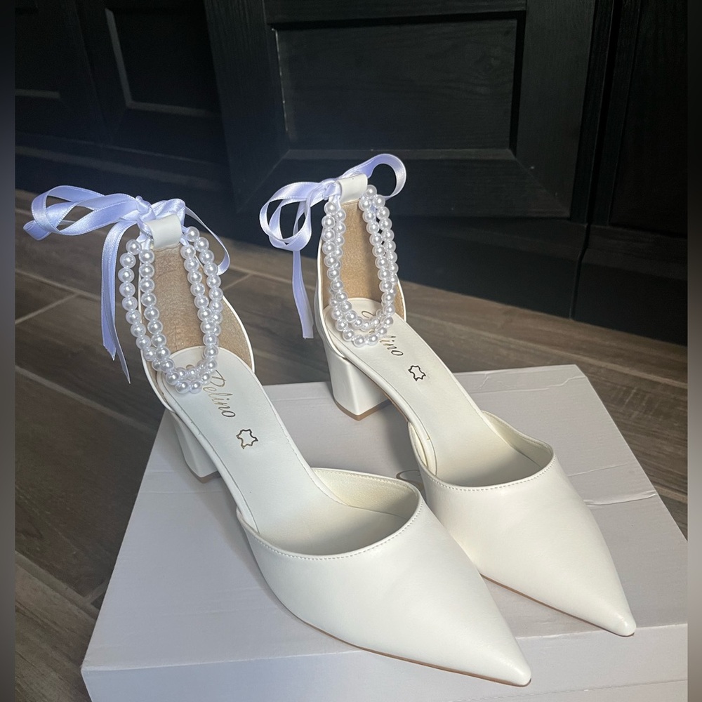 White Pearl-Embellished Women's White Pointed Toe Heels